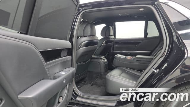 Genesis G90 2023 — Şəkil 10/37