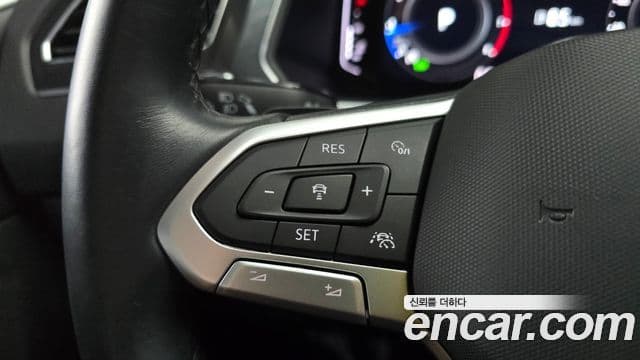 Volkswagen Tiguan Allspace 2022 — Photo 25/34