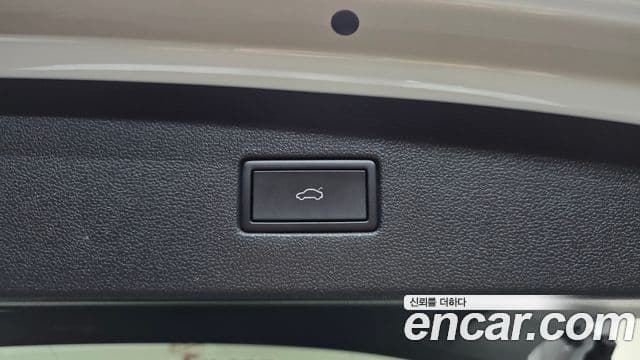 Volkswagen Tiguan Allspace 2022 — Photo 33/34