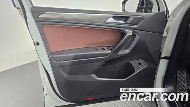 Volkswagen Tiguan Allspace 2022 — Photo 28/34