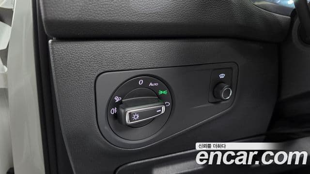 Volkswagen Tiguan Allspace 2022 — Photo 23/34