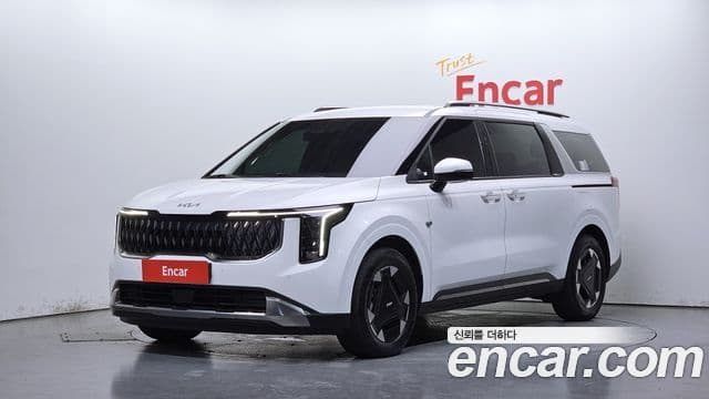 Kia Carnival 2025 — Фото 1/20