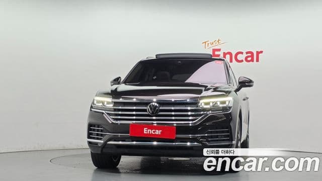 Volkswagen Touareg 2023 — Şəkil 10/37