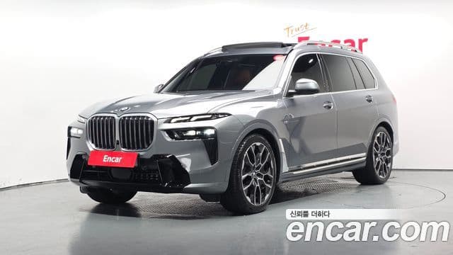 BMW X7 2023 — ფოტო 20/40
