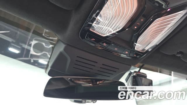 BMW X7 2023 — ფოტო 8/40