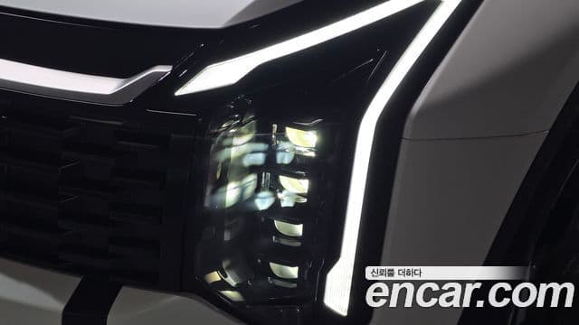 Kia Sportage 2025 — Şəkil 7/34