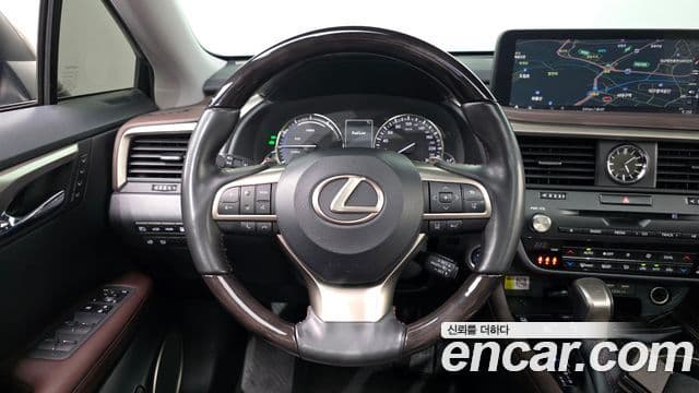 Lexus RX450h 2021 — Photo 15/20