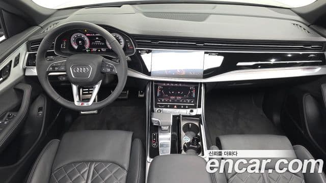 Audi Q8 2024 — Photo 1/20