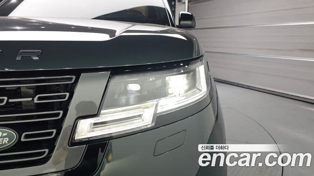 Land Rover Range Rover 2025 — Photo 15/20