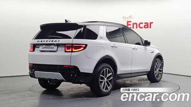 Land Rover Discovery Sport 2024 — Фото 2/20