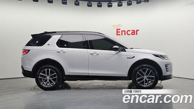 Land Rover Discovery Sport 2024 — Фото 5/20