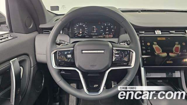 Land Rover Discovery Sport 2024 — Фото 15/20
