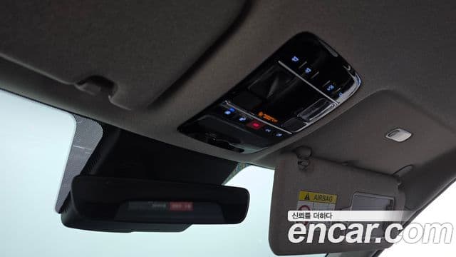 Hyundai Santa Fe 2024 — ფოტო 33/37