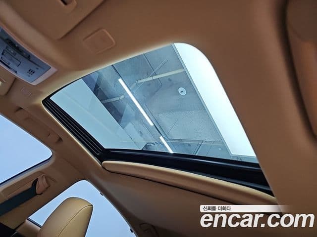 Lexus ES300h 2024 — ფოტო 11/19