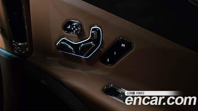 Bentley Flying Spur 2021 — Şəkil 14/37