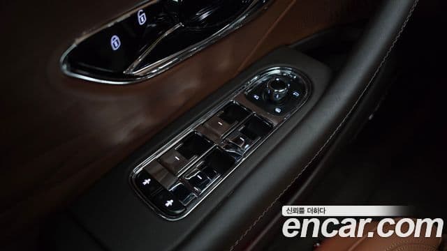 Bentley Flying Spur 2021 — Şəkil 22/37