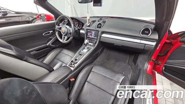 Porsche 718 Boxster 2021 — Photo 19/20