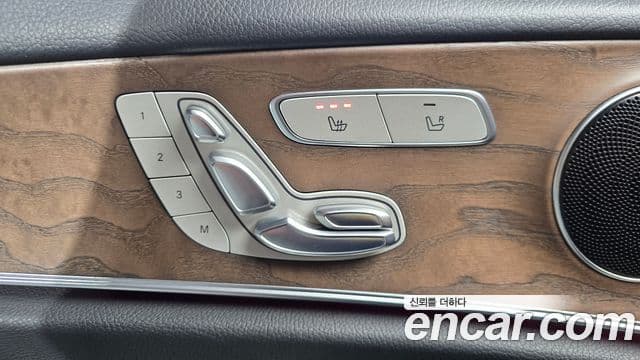 Mercedes-Benz E-Class 2018 — Photo 29/32