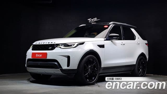 Land Rover Discovery 5 2021 — Фото 1/20