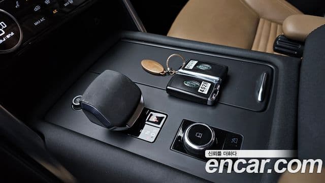 Land Rover Discovery 5 2021 — Фото 9/20