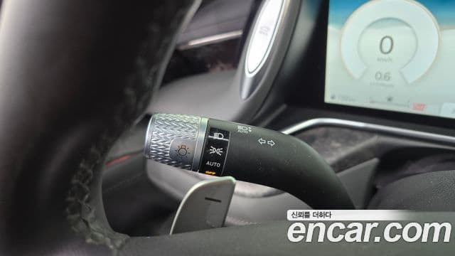 Genesis G90 2022 — ფოტო 16/40