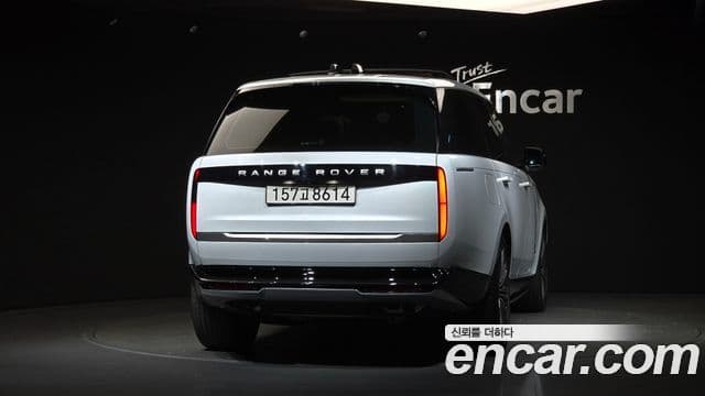 Land Rover Range Rover 2025 — Фото 4/20