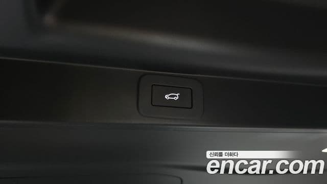 Land Rover Range Rover 2025 — Фото 20/20