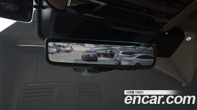 Land Rover Range Rover 2025 — Photo 35/35