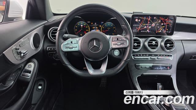 Mercedes-Benz C-Class 2021 — Photo 20/33