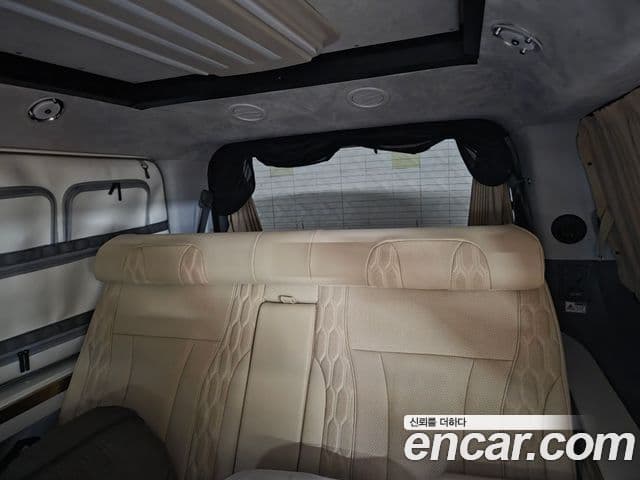 Hyundai Staria 2022 — Photo 11/18