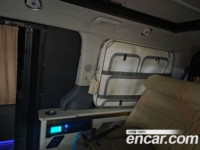 Hyundai Staria 2022 — Photo 5/18