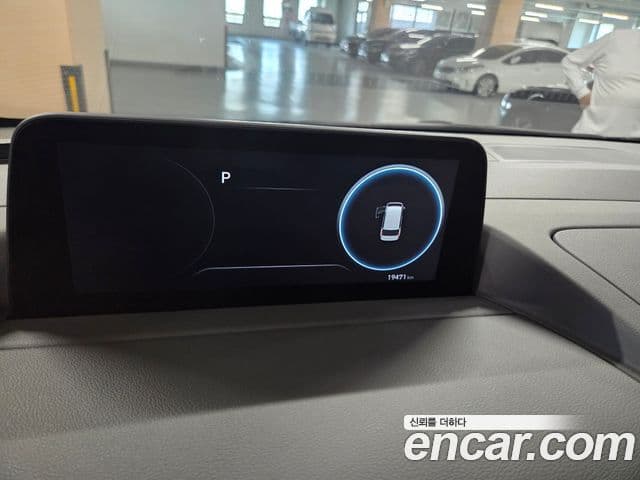 Hyundai Staria 2022 — Photo 9/18