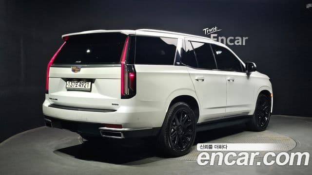 Cadillac Escalade 2022 — Фото 2/20