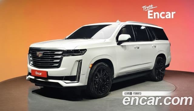 Cadillac Escalade 2022 — Фото 1/20