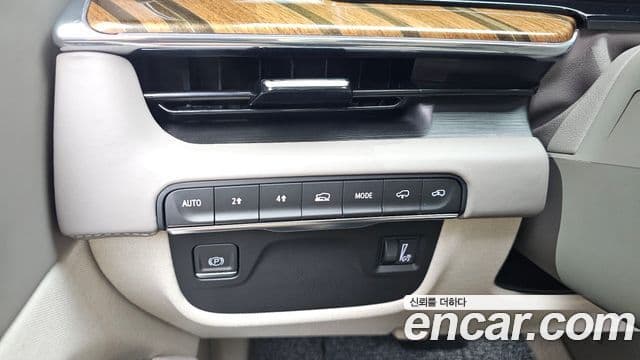 Cadillac Escalade 2022 — Photo 24/39