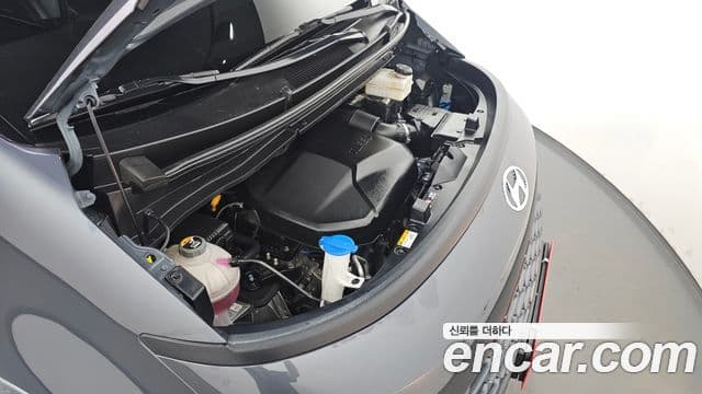 Hyundai Staria 2022 — Photo 3/20
