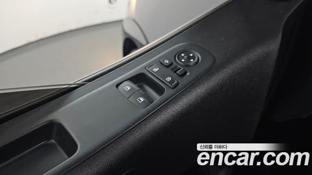 Hyundai Staria 2022 — Photo 17/20