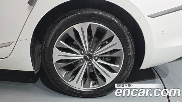 Kia K8 2024 — Photo 25/33