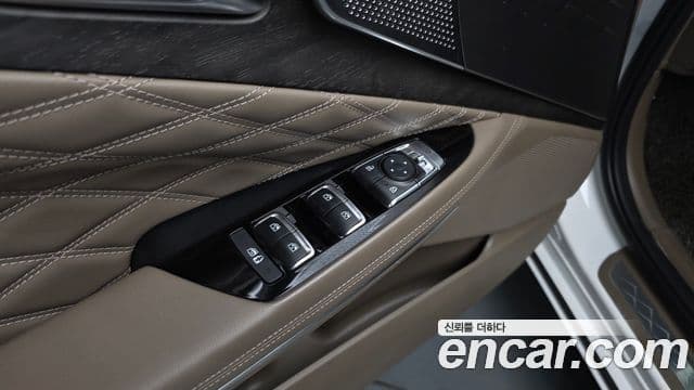Kia K8 2024 — Photo 27/33