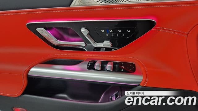 Mercedes-Benz SL-Class 2024 — Photo 17/20