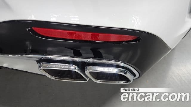 Mercedes-Benz SL-Class 2024 — Photo 10/20