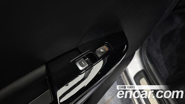Kia Sportage The Bold 2020 — Şəkil 33/35