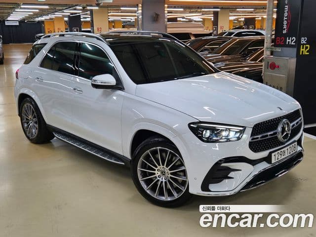 Mercedes-Benz GLE-Class 2025 — Photo 4/20