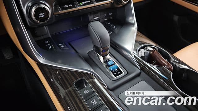 Lexus LX 2025 — Photo 10/34