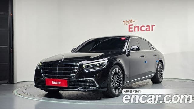Mercedes-Benz S-Class 2021 — Photo 13/36