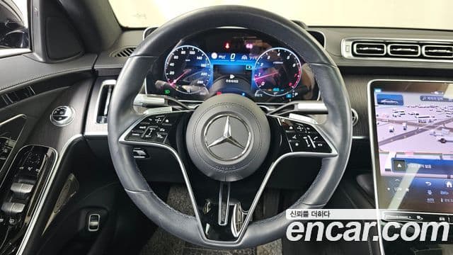 Mercedes-Benz S-Class 2021 — Photo 31/36