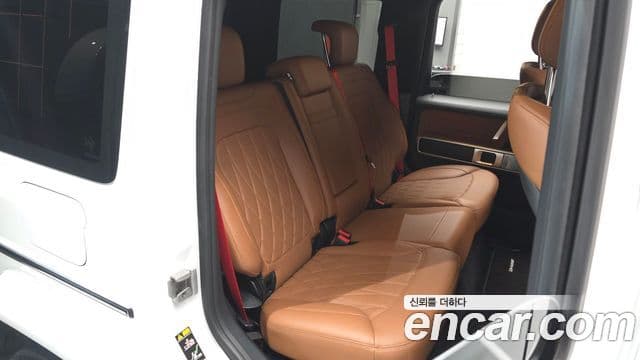 Mercedes-Benz G-Class 2024 — Photo 11/36