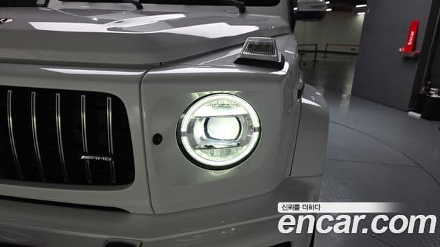 Mercedes-Benz G-Class 2024 — Photo 8/36