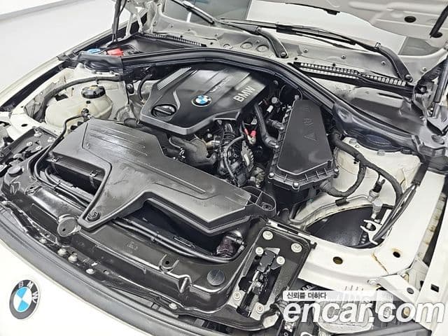 BMW 4 Series 2020 — Photo 20/20