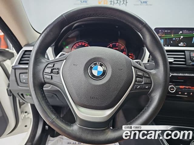 BMW 4 Series 2020 — Photo 10/20